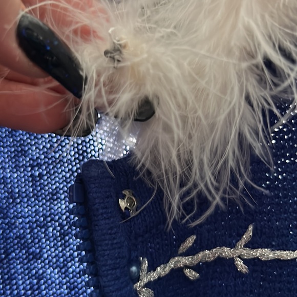 Victoria Jones Christmas sweater - Picture 5 of 8